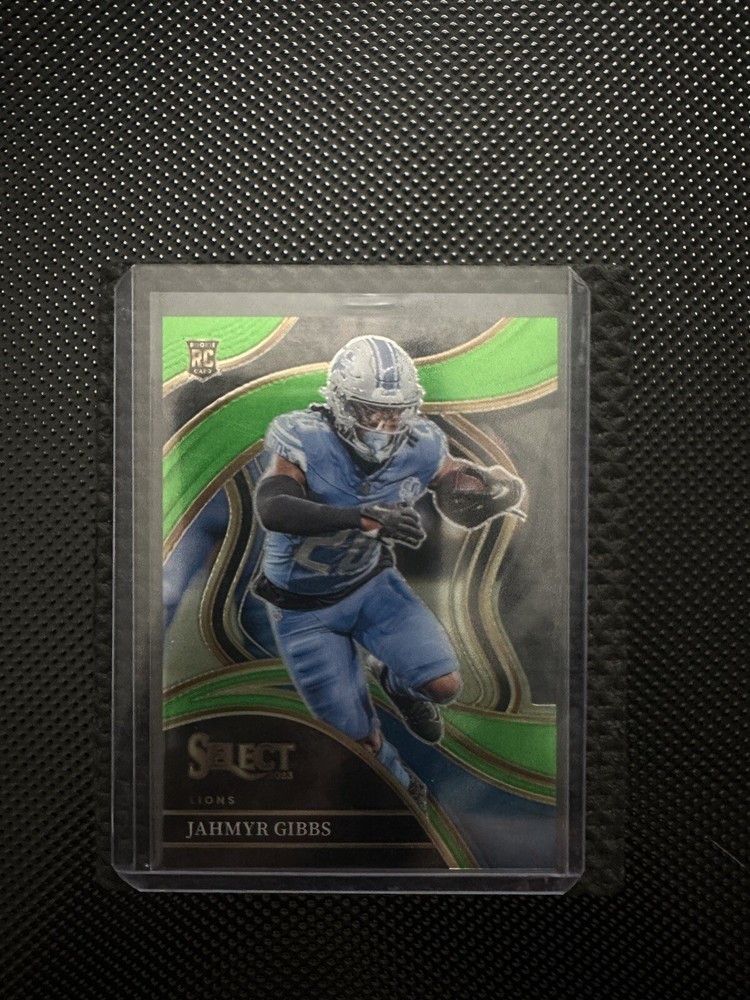 2023 Panini Select - Club Level NEON GREEN /599 Jahmyr Gibbs (RC)