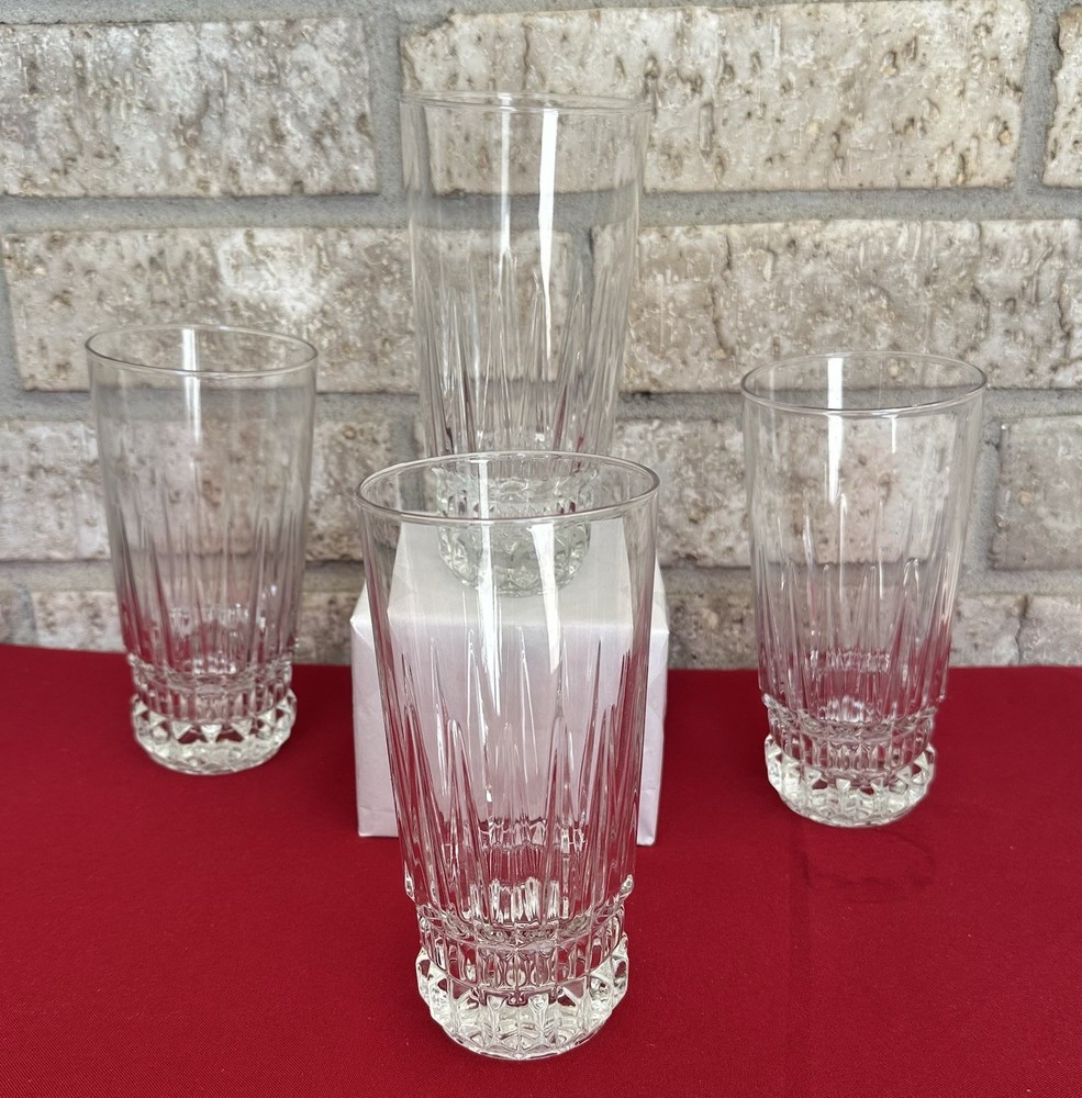 Cristal D Arques Durand Barcelona Tumbler 6 3/8 x 3 1/8 Inches