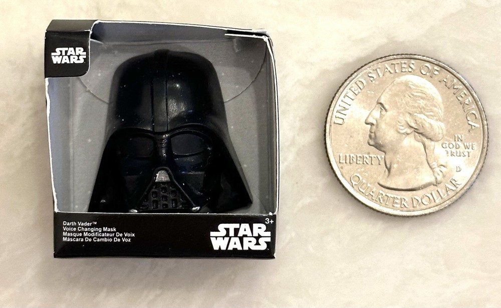 Disney DARTH VADAR MASK Series 3 Mini Brands Star Wars Toy Store Edition New