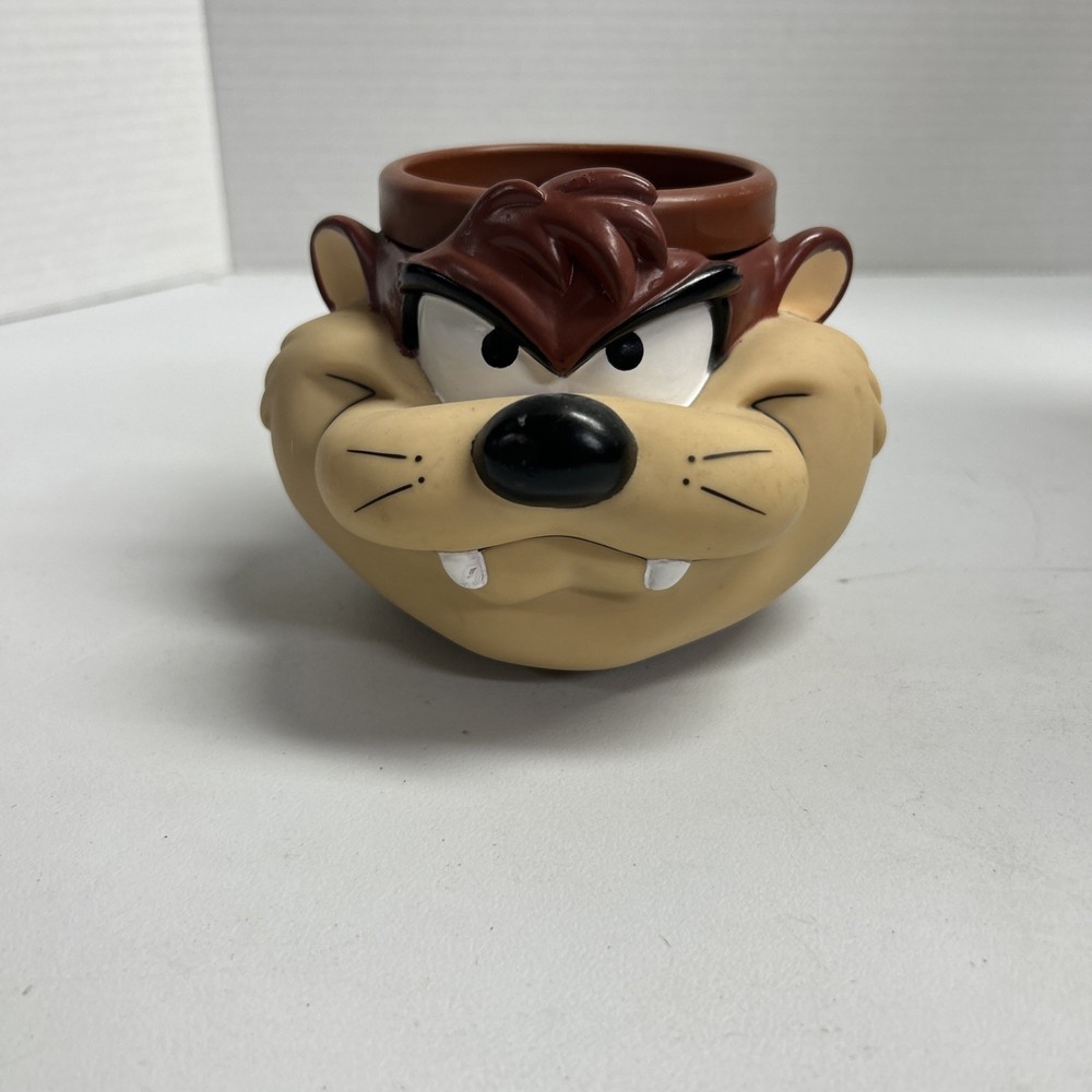 Vintage 1992 Looney Tunes Tasmanian Devil Plastic Coffee Mug Warner Bros