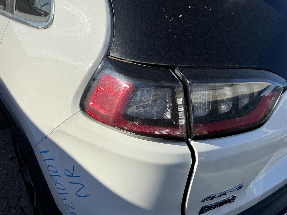 Driver Tail Light Quarter Panel Mounted LED Fits 19-20 CHEROKEE 4707843