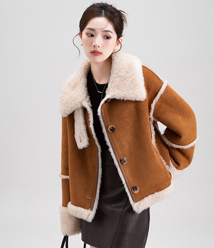 2024 Winter Korean Women Suede Leather Fur Coat with Lamb Wool Lining