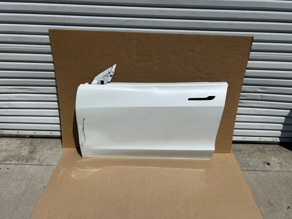 ✅17-23 Tesla Model 3 Front Left Driver Side Door Shell Panel 1090613 OEM w/dent