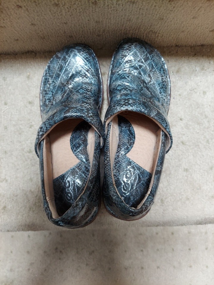 BOC Born Concept Womens Leather Clogs Size 6/36.5 Slip On Nurse Shoes  