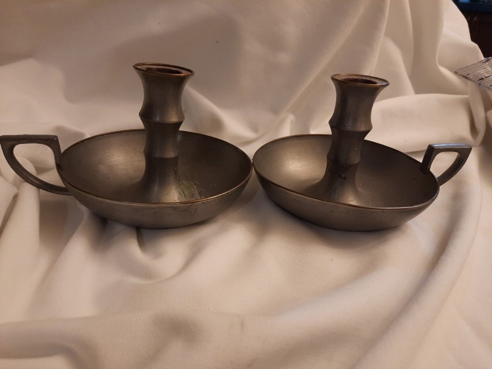 Vtg 2 Pewter Taper Candle Holders American Colonial Chambersticks Hong Kong