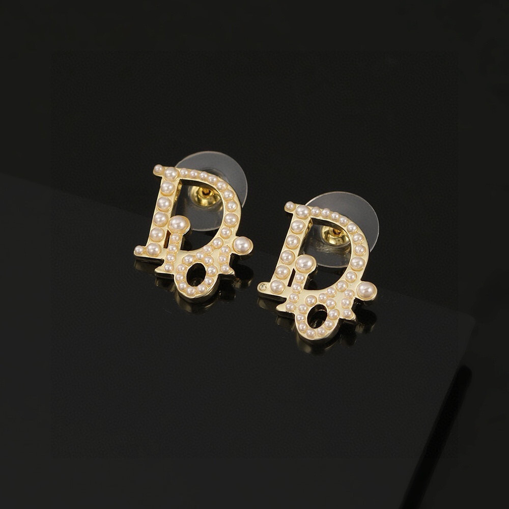Vintage Gold Plated Pearl Letter Earrings Exquisite Jewelry Gift