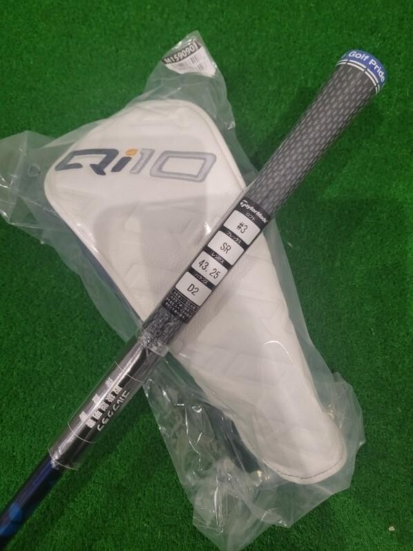 TaylorMade Qi10 FairwayWood 3W 15deg RH Diamana Blue TM50 graphite Flex SR HC