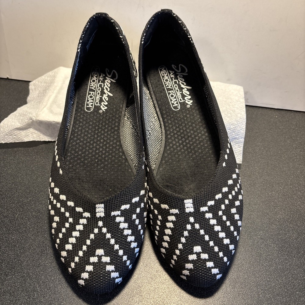 Skechers Womens Black White Cleo 2.0 Be Amazed Air Cooled Foam Size 9Ballet Flat