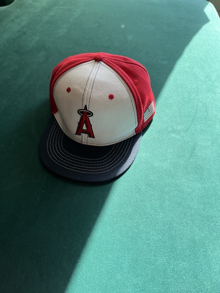 Angels Vintage Trucker Hat with Budweiser Adjustable Strap UNUSED