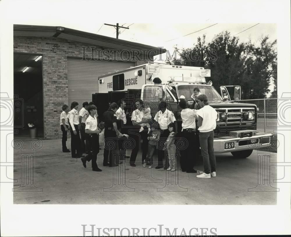 1985 Press Photo Dedication of volunteer fire station in Marrero, Louisiana
