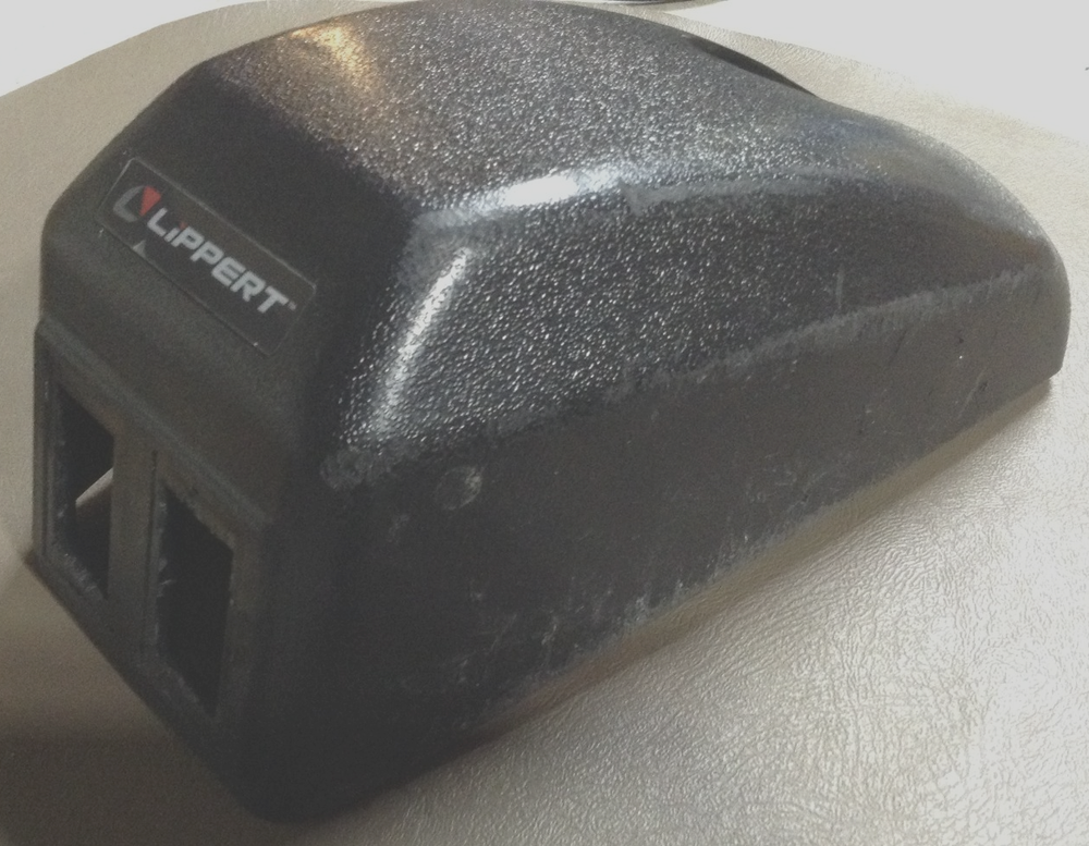 LIPPERT LCI 1817941 POWER TONGUE JACK TOP COVER IN BLACK RV HEAVILY SCUFFED