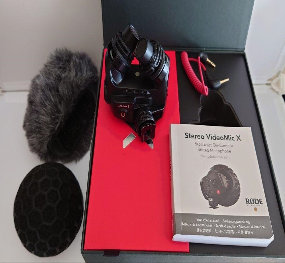 Rode Stereo VideoMic X Wired Professional Microphone XLR Broadcast Grade MINT