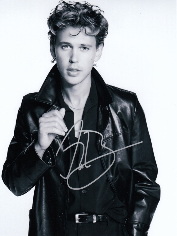 Austin Butler Signed Auto 8 x 10  Photograph