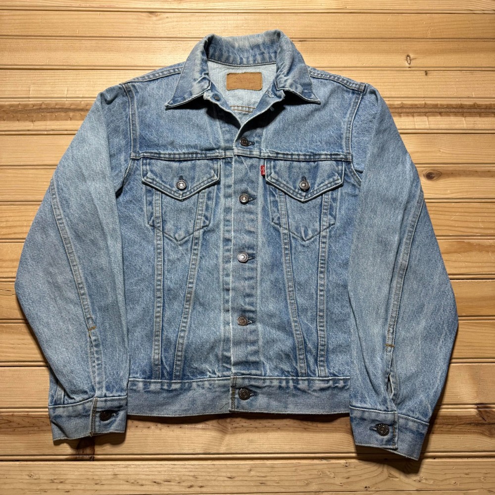 Levis Type lll Medium Wash Faded Blue Denim Jean Trucker Jacket Men's Size Small