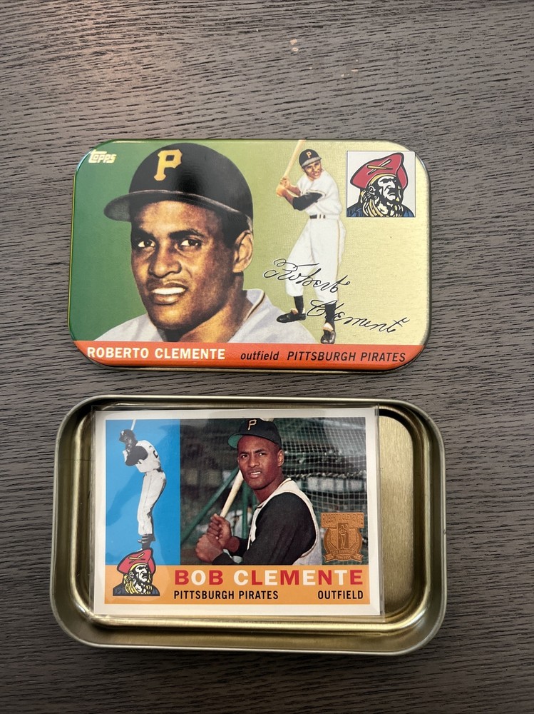 1998 Topps COMMEMORATIVE #6 Roberto Clemente MINT Pirates 1960 With Metal Case
