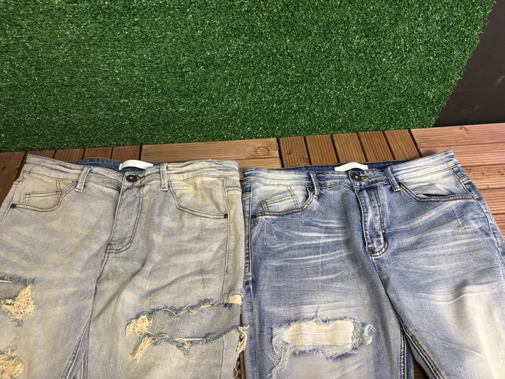 Lot KDNK Men’s Distressed Bleached Skinny Jeans Size 34 Tapered Zip Hem 1141411