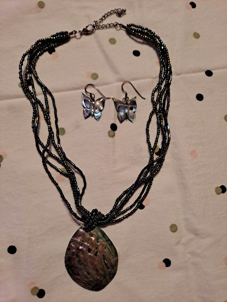 Abalone Shell Pendant Necklace & Earrings