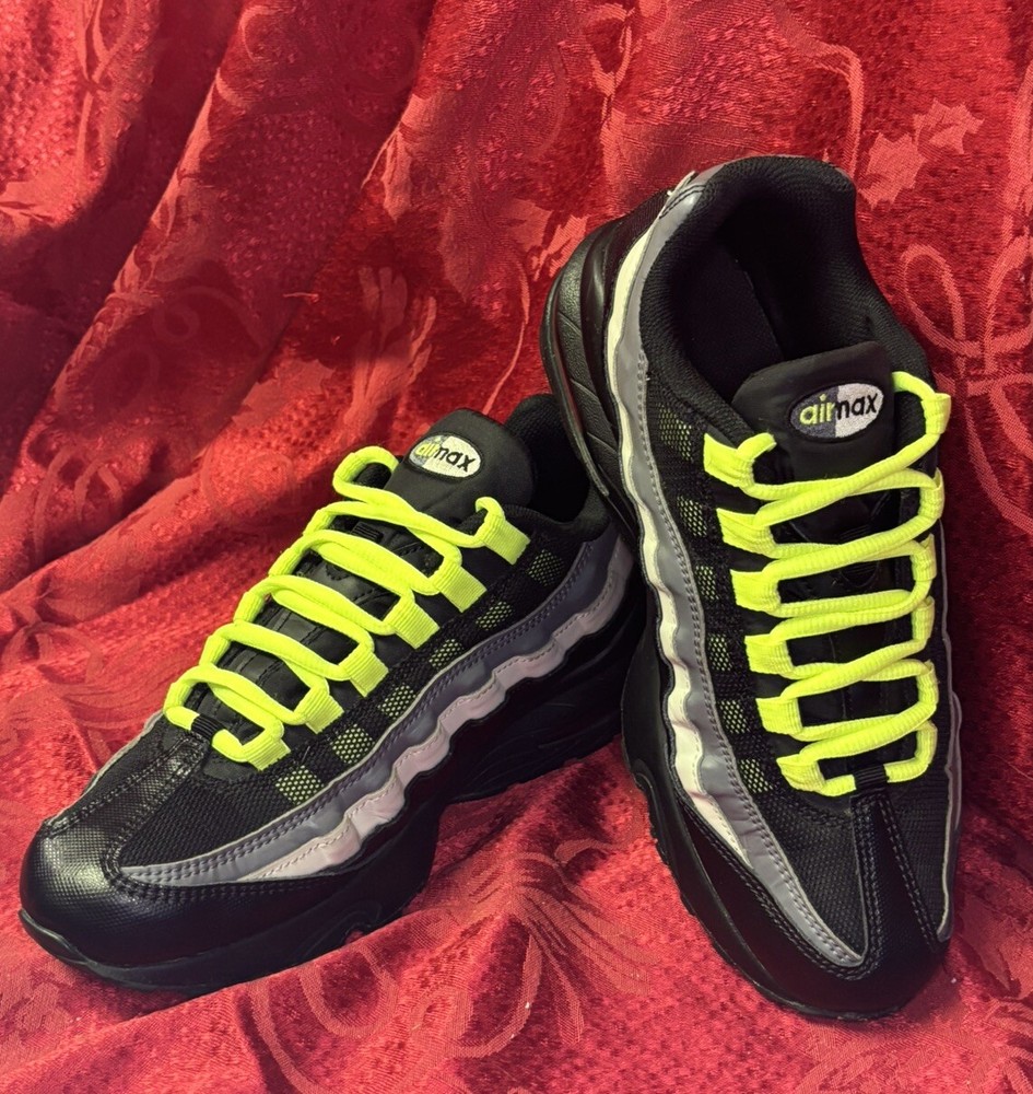 Nike Air Max 95 GS Sneakers Black / Volt / Gray, Boys Size 7Y, Style 905348-022