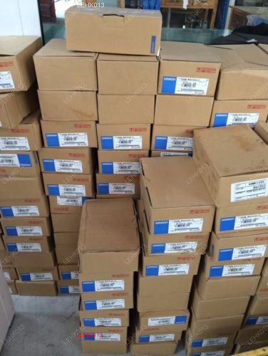 1pcs NEW R88M-W40030T-B via DHL or FedEx #A6-37