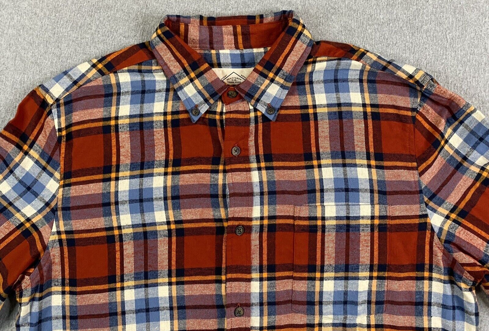St Johns Bay Shirt Men Large Button Down Plaid Classic Cotton long Sleeve Casual