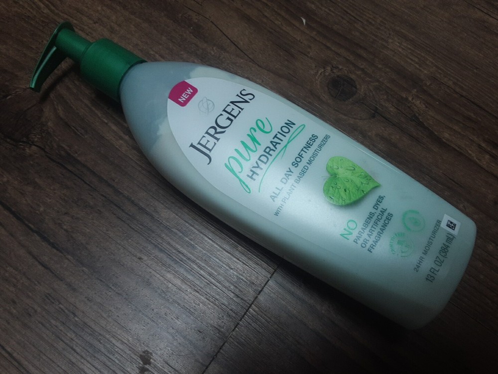 Jergens Pure Hydration Lotion Plant Based Moisturizers 13 fl oz SHIPS FREE