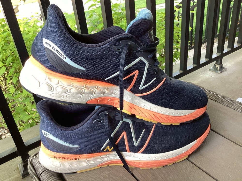 Size 14 - New Balance Fresh Foam X 880v12 Eclipse Vibrant Apricot