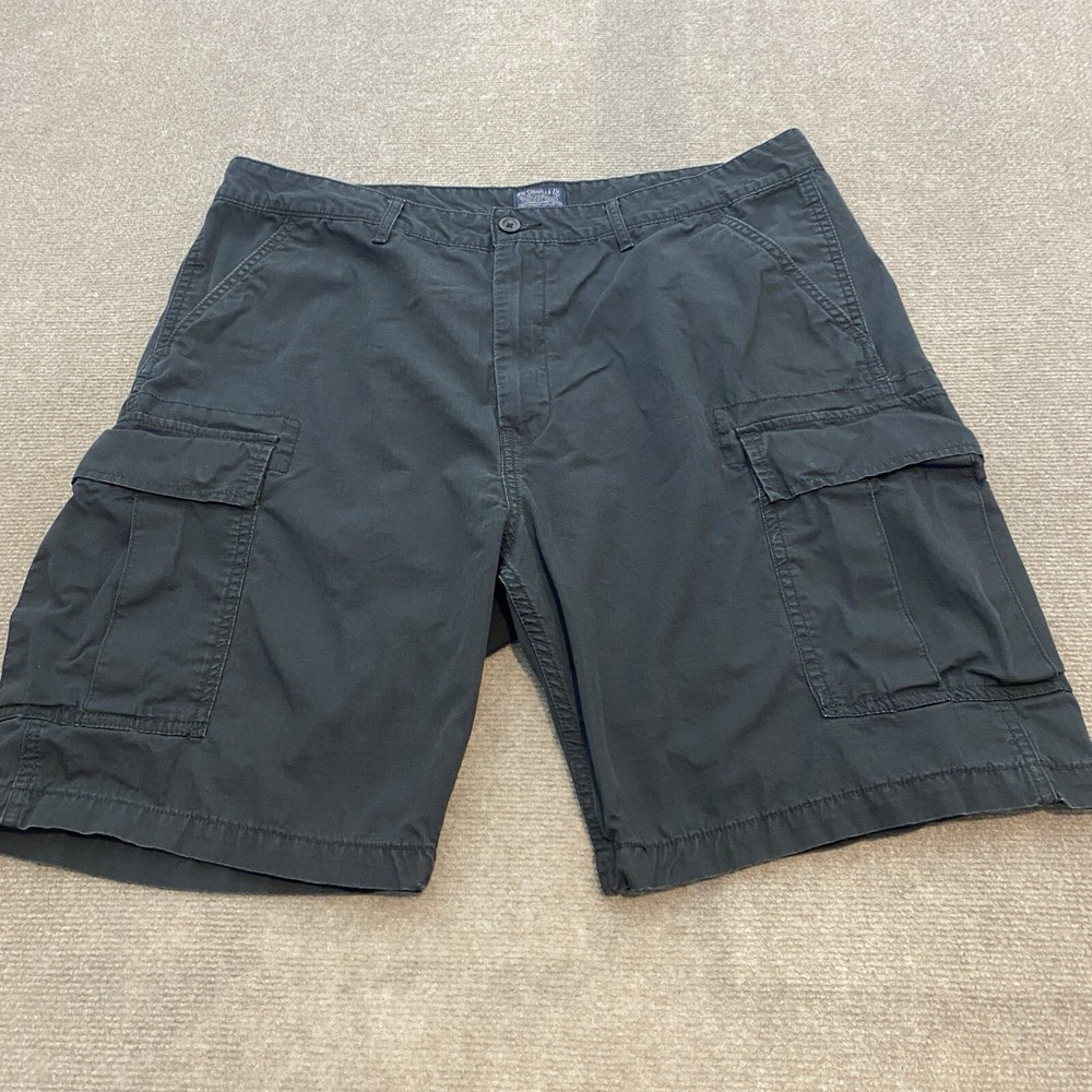 Levis Cargo Shorts Mens Size 38 Solid Black Baggy Casual 90s Look Adult