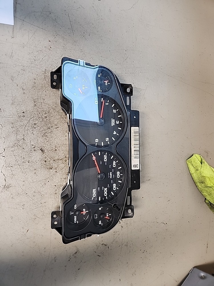 2008 Chevy Silverado 1500 Speedometer Instrument Cluster Gauges 153K MI 28103107
