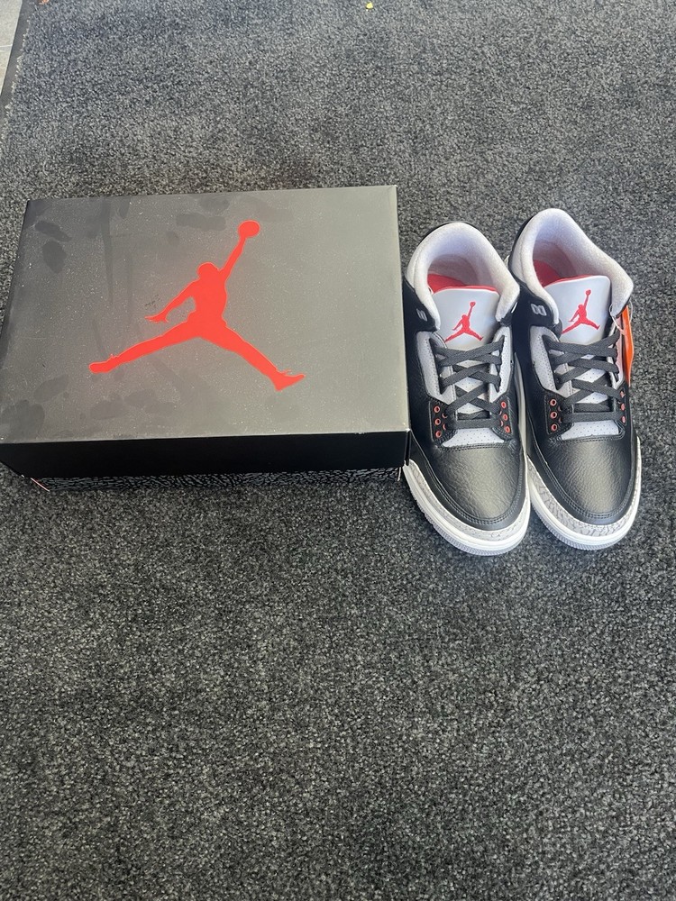 Jordan Air Jordan 3 Retro OG Black Cement 2024 Black Fire Red