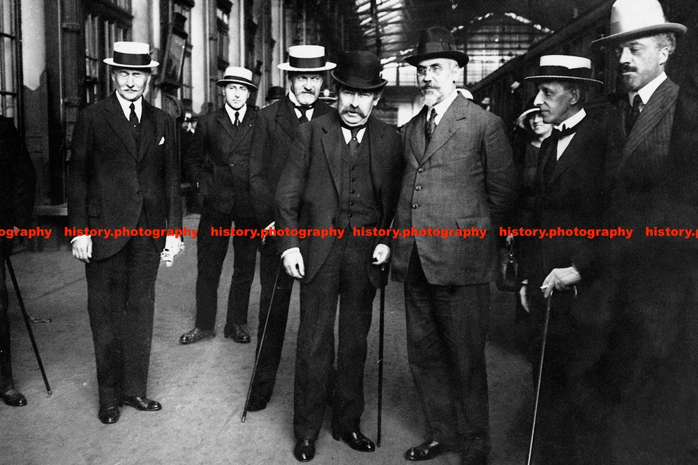 F019968 French Prime Minister Aristide Briand Italian Prime Minister Ivanoe Bono