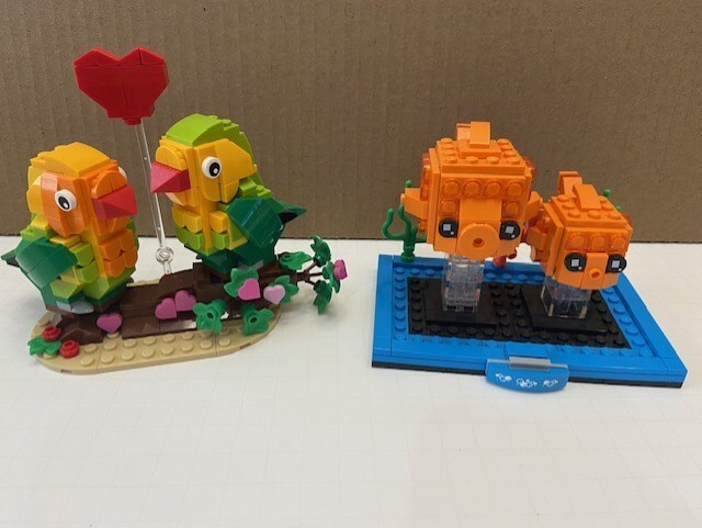 LEGO Valentine Lovebirds 40522 with Goldfish & Fry 40442 Complete Set  