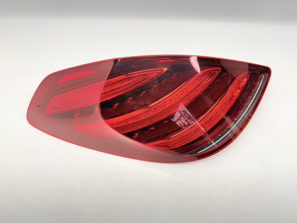 2018-2020 Mercedes W222 S450 S560 S63 Left Rear Tail Light Lamp 2229067104