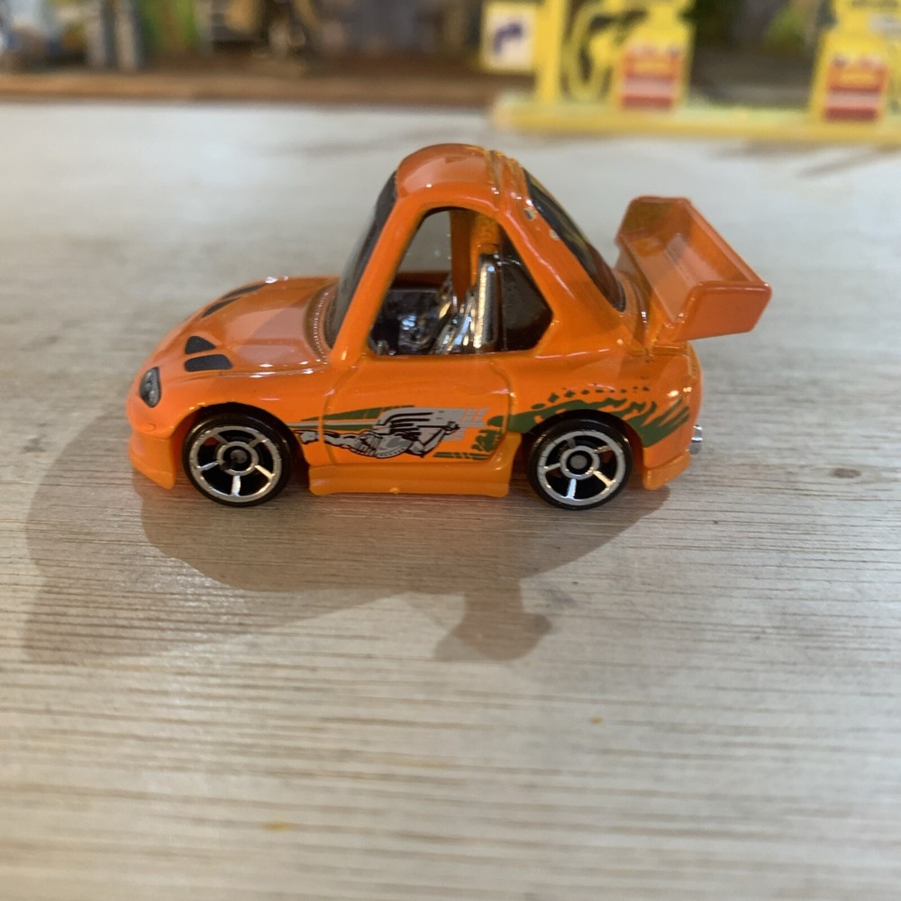 Hot Wheels 1/64 Toyota Supra Diecast Model Car in Excellent Condition