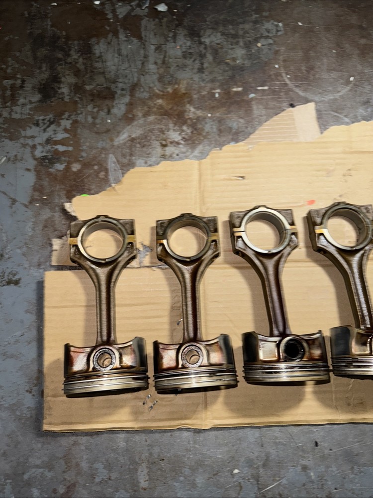 BMW E46 X3 3.0L M54 6-Cylinder Piston & Rod Set - OEM 6pc