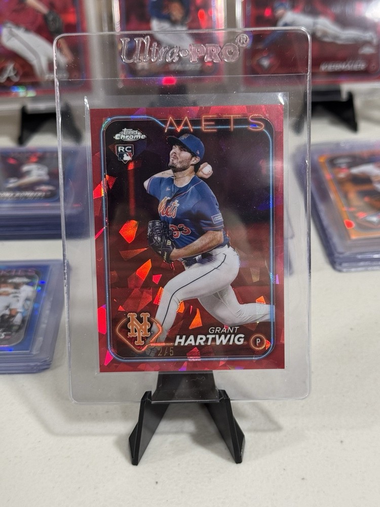 2024 Topps Chrome Sapphire Grant Hartwig #130 Red 5/5 Rookie Card