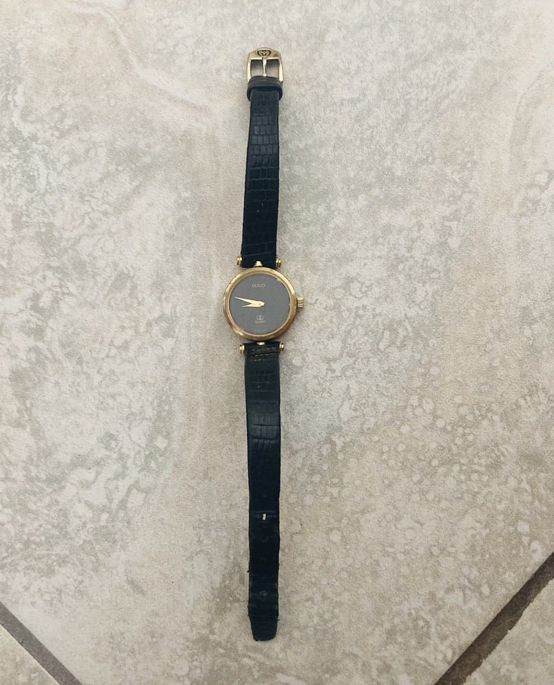 Gucci Vintage Gold Tone Black Womens Watch with Fresh Battery