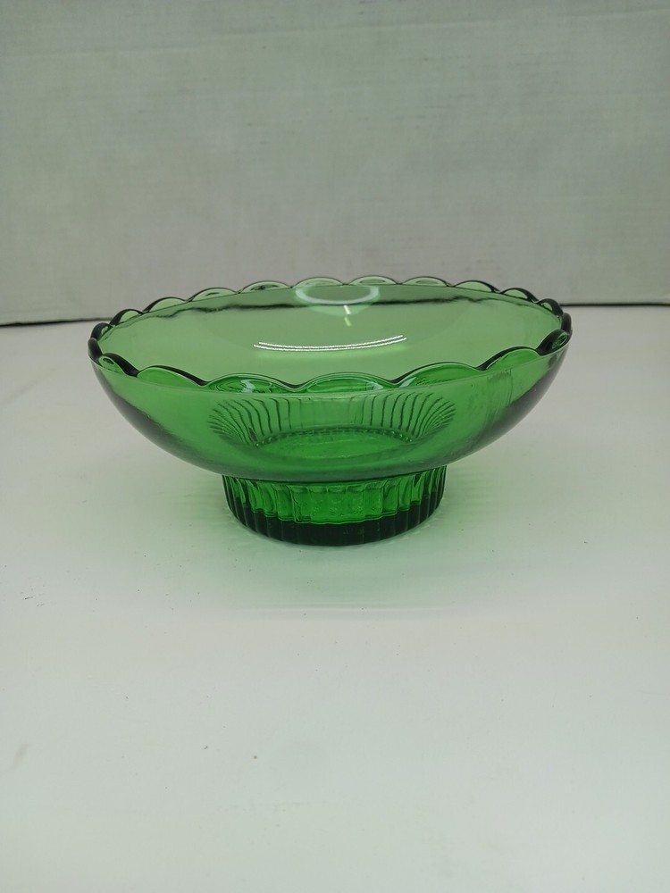 Vintage M2000 Green Depression Glass Scalloped Ribbed Pedestal Bowl by Brody Co