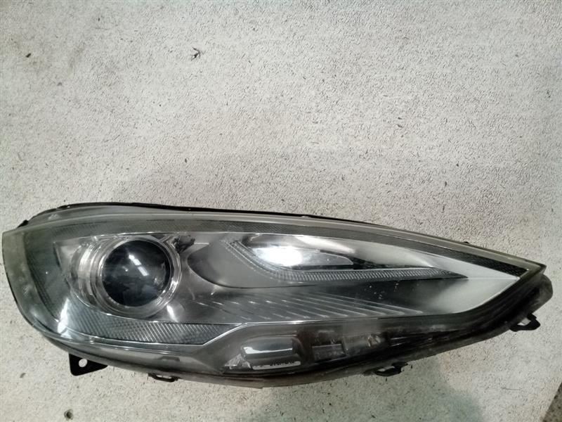 TESLA S   2014 Passenger Side Headlight 318083