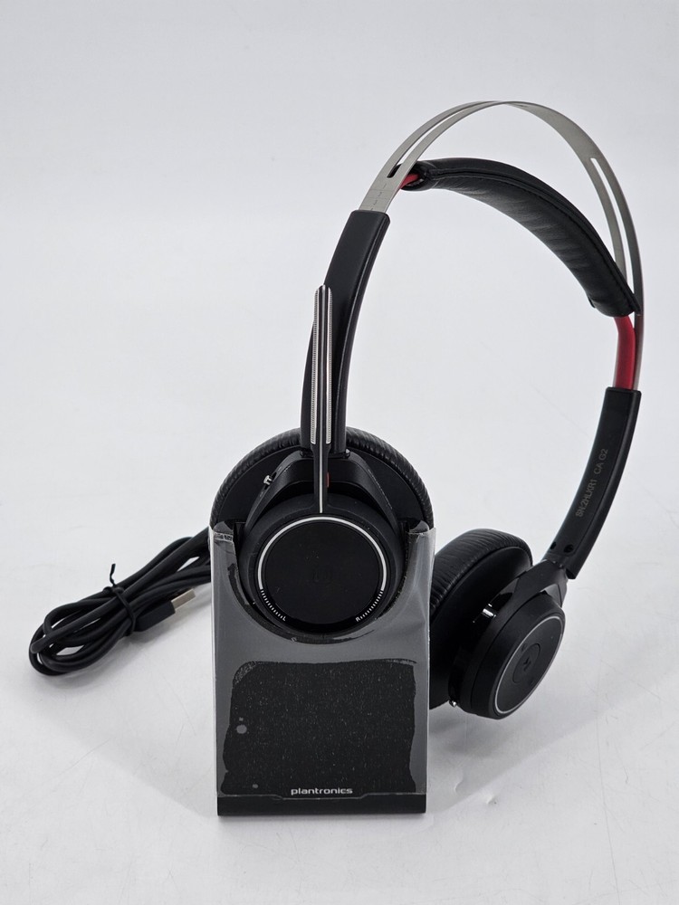 Plantronics Voyager Focus UC B825 Wireless Headset with Charging Stand for Office Calls  