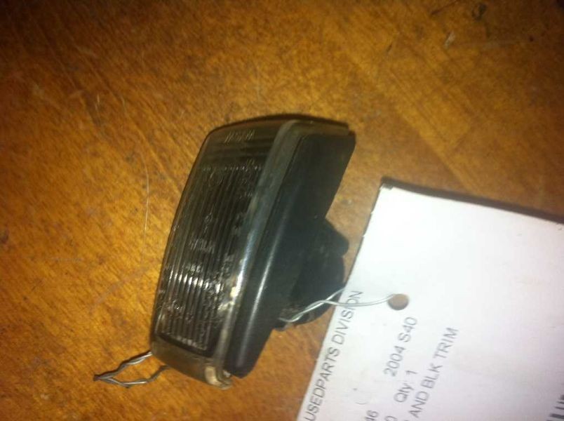Volvo S40 Left Driver Side Park Light Lens 01-04 Model