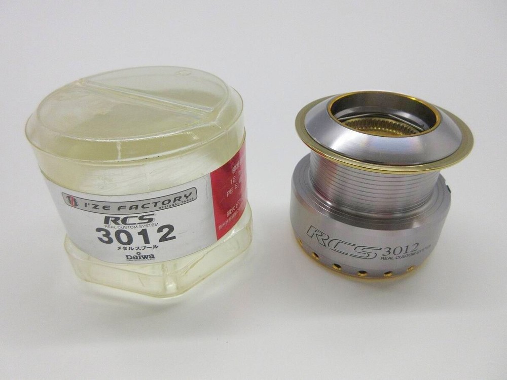 Daiwa RCS 3012 Spool Spinning Reel Fishing /AT5162/84