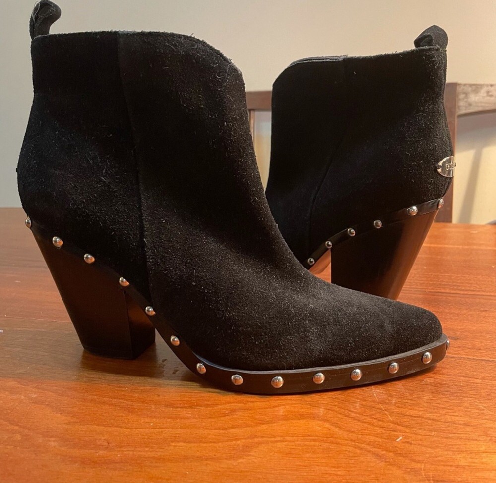 Guess Black Suede Booties Size 6.5 Like New Worn Once