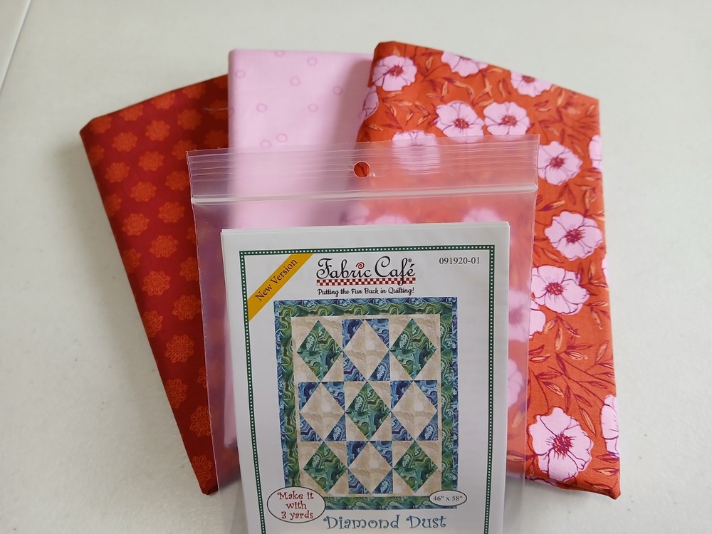 Bundle 3 yard, Fabric Cafe pattern, Quilt Kit, Coordinated focus, lgt,drk