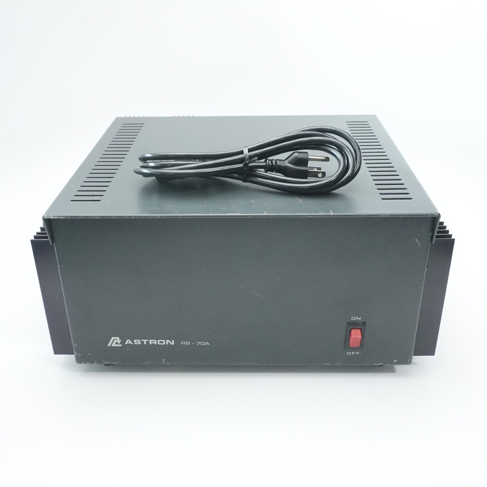 ASTRON RS-70A 70A Linear power supply 11V