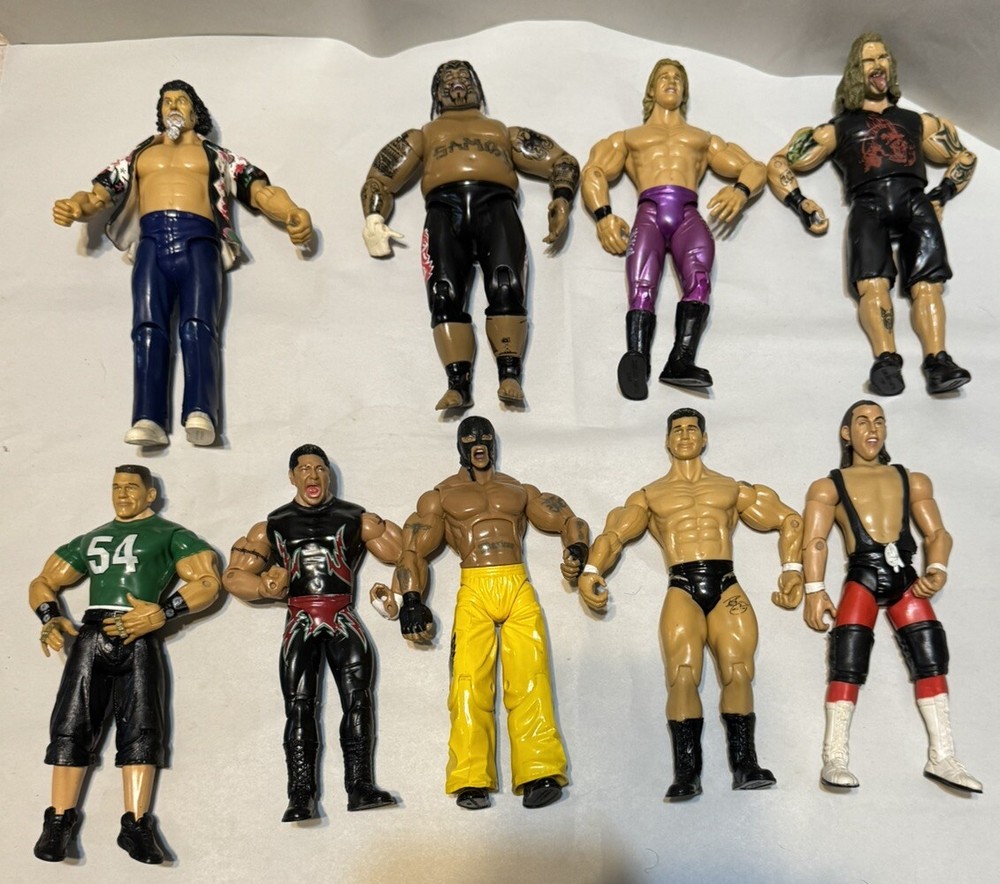 2003 Jakks Pacific WWE Action Figure Lot Of 9 Wrestlers, Ruthless Aggression Lot
