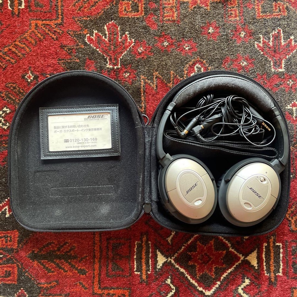 Bose QuietComfort 2 Premium Noise-Canceling Wireless Earbuds