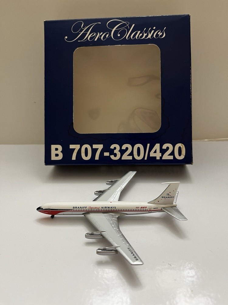 1:400  Aero Classics  B 707-320/420 Rare Model!!