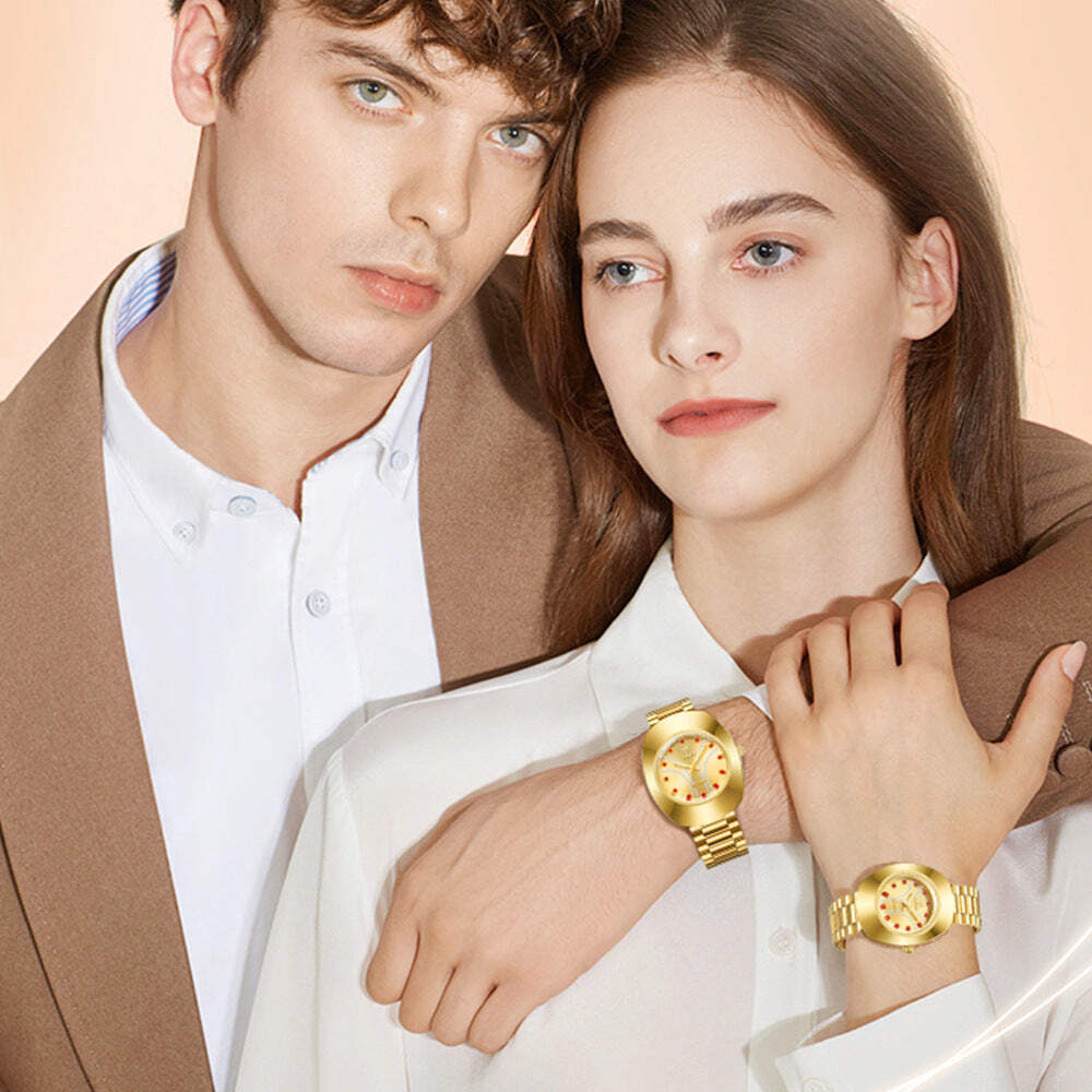 Gold Waterproof Quartz Watch for Men and Women with Stainless Steel Strap