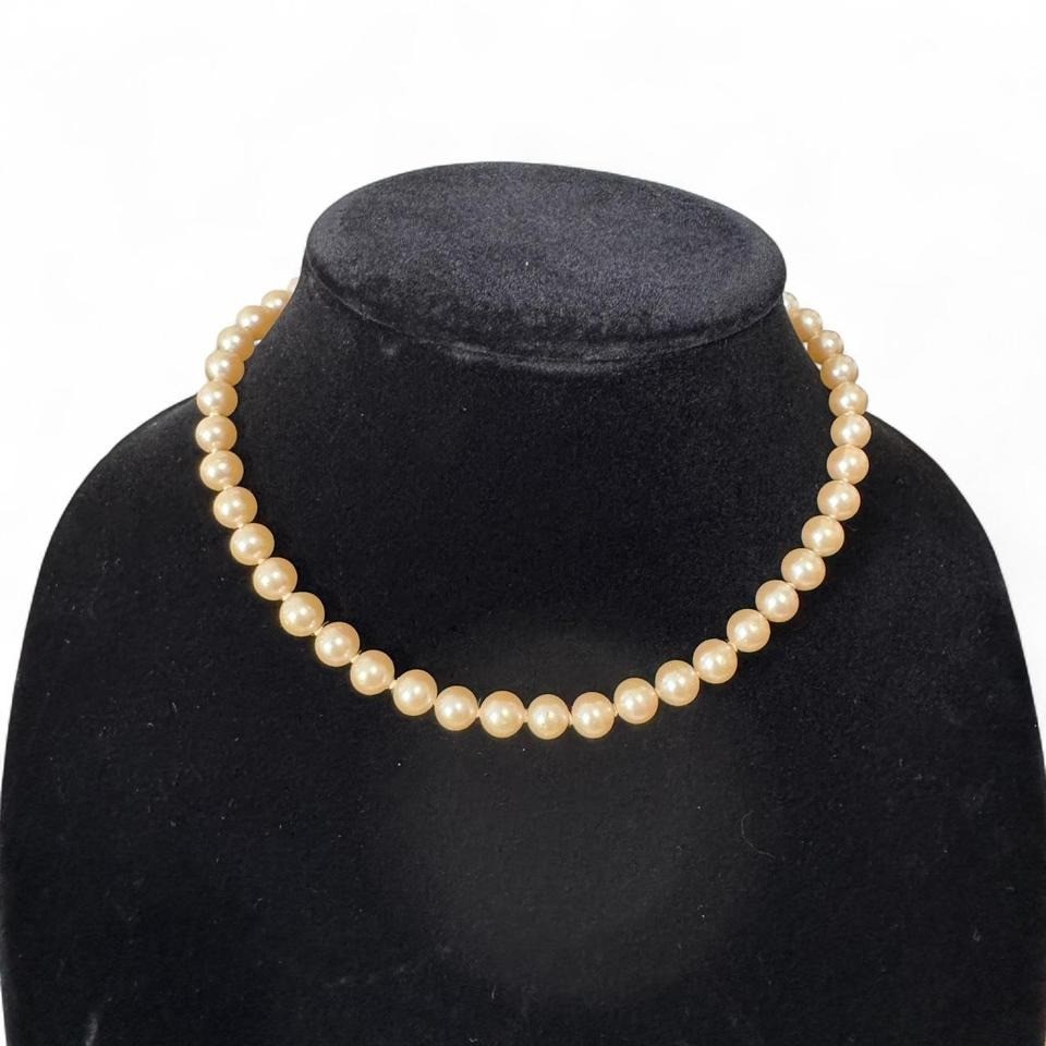 Vintage Faux Pearl Choker Necklace | Silver-Tone Clasp | Statement Jewelry