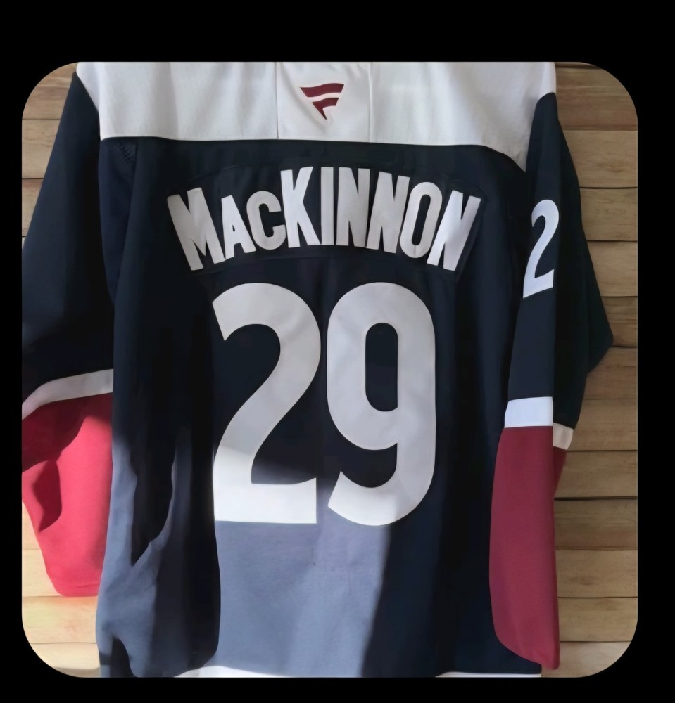 Nathan MacKinnon Colorado Avalanche Alternate Jersey Size 54